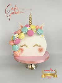 Unicorn cake - taart op zijkant